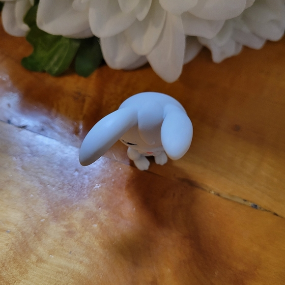 Littlest Pet Shop LPS #49 Bunny Rabbit White Blue Eyes 2004 - Picture 9 of 13